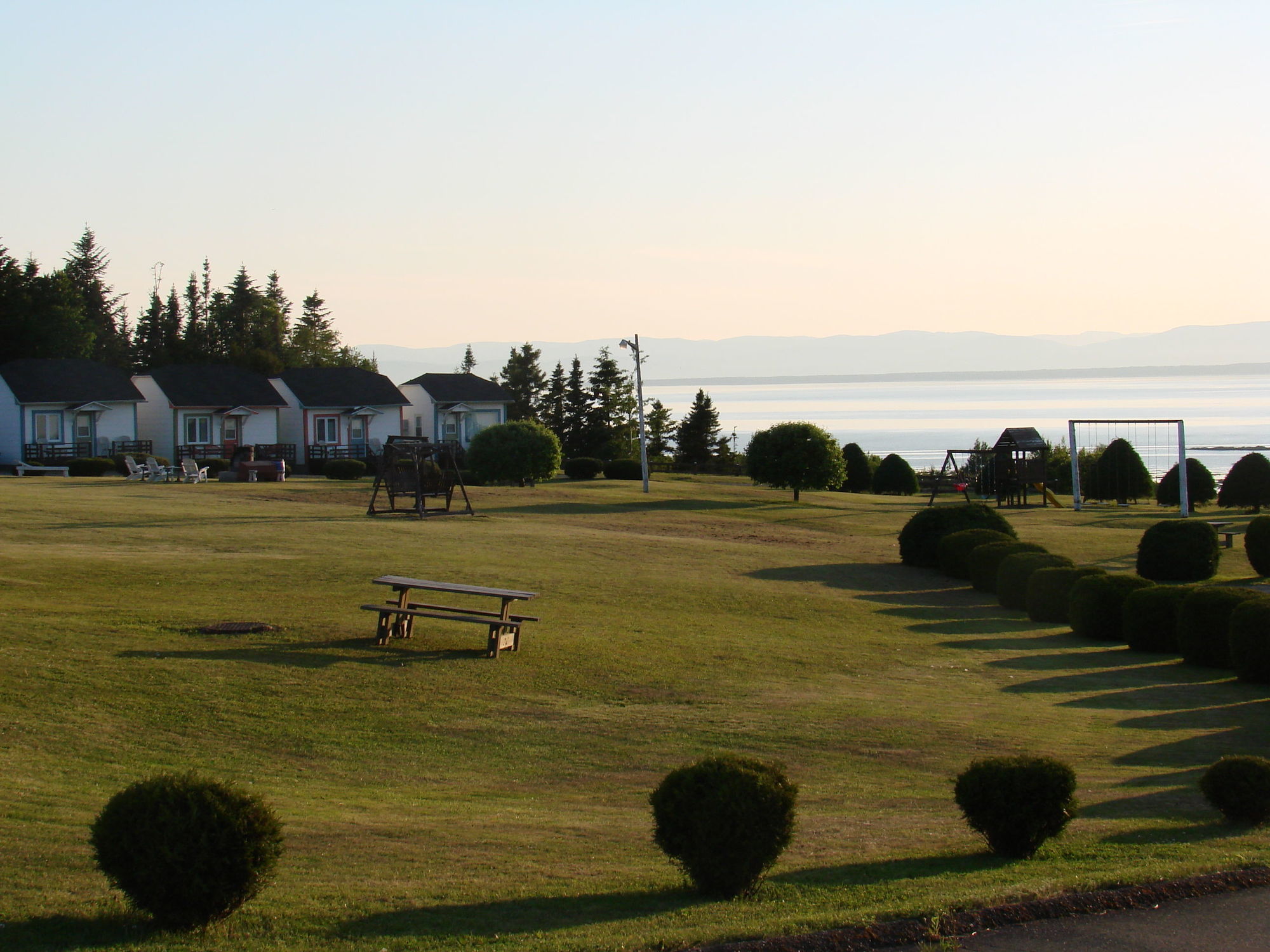 Motel Au Fleuve D'Argent Riviere-du-Loup Luaran gambar